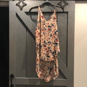 Polyester floral high to low tank top